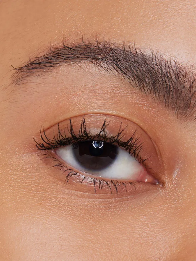 Essence Lash Like a Boss Instant Volume and Length Mascara 9.5ml Ultra Black Essence Lash Like a Boss Instant Volume and Length Mascara 9.5ml Ultra Black