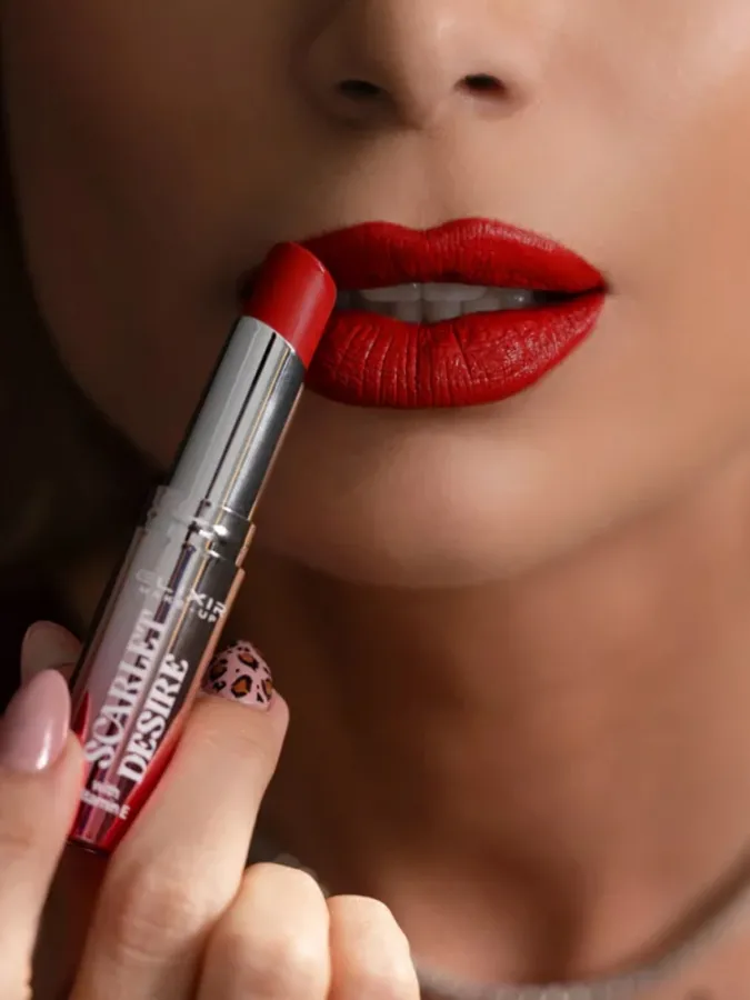 ELIXIR Scarlet Desire Satin Κραγιόν 3g #101