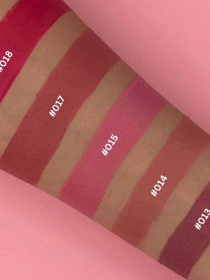 ELIXIR Matte Me Up Kissproof Lipstick 3g #018 (LAVA RED)