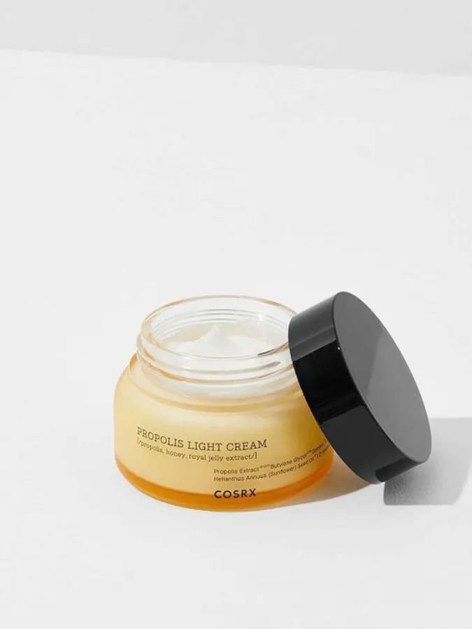 COSRX Full Fit Propolis Light Cream 65ml – Κρέμα Προσώπου με Πρόπολη για Ενυδάτωση, Θρέψη & Λάμψη