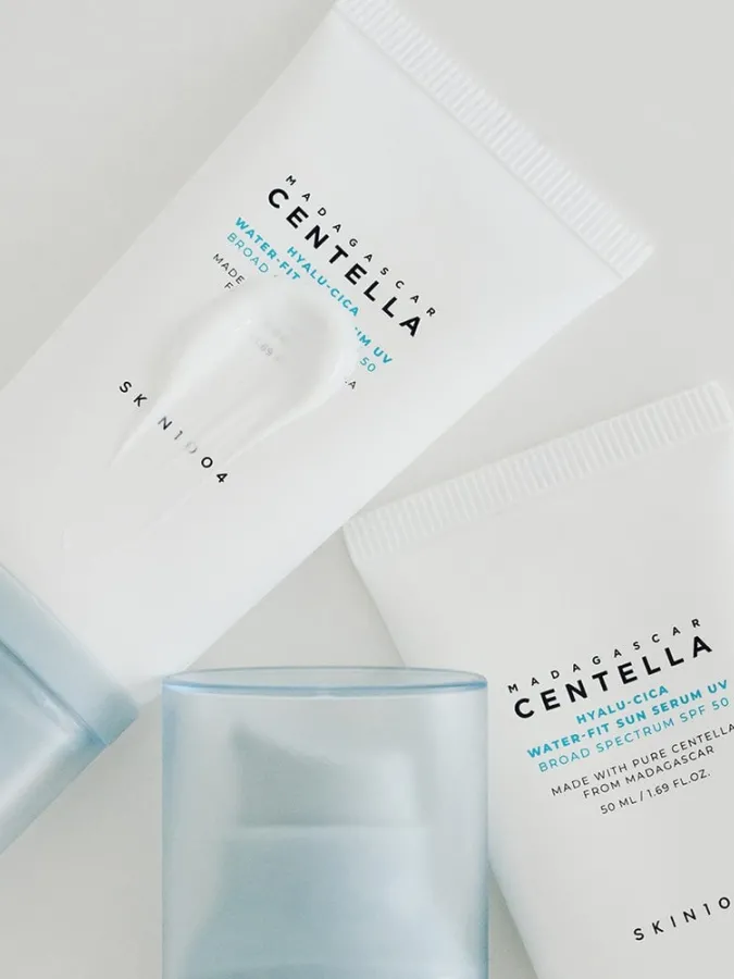 SKIN1004 Madagascar Centella Hyalu-Cica Water-Fit Sun Serum SPF50+ PA++++ 50ml – Αντηλιακό Serum Προσώπου με Centella & Υαλουρονικό Οξύ για Ενυδάτωση, Καταπράυνση & Λάμψη SKIN1004 Madagascar Centella Hyalu-Cica Water-Fit Sun Serum SPF50+ PA++++ 50ml – Αντηλιακό Serum Προσώπου με Centella & Υαλουρονικό Οξύ για Ενυδάτωση, Καταπράυνση & Λάμψη