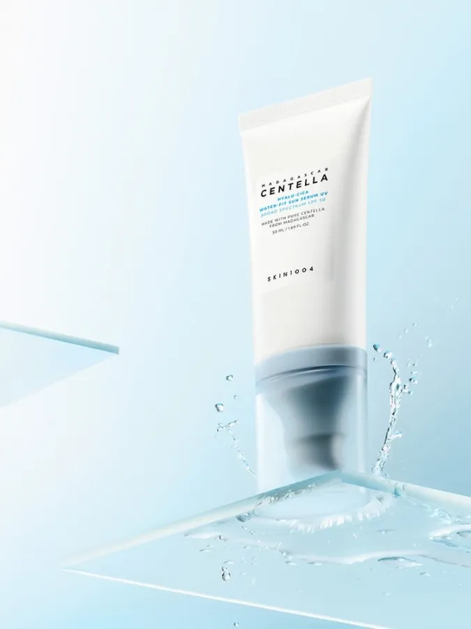 SKIN1004 Madagascar Centella Hyalu-Cica Water-Fit Sun Serum SPF50+ PA++++ 50ml – Αντηλιακό Serum Προσώπου με Centella & Υαλουρονικό Οξύ για Ενυδάτωση, Καταπράυνση & Λάμψη SKIN1004 Madagascar Centella Hyalu-Cica Water-Fit Sun Serum SPF50+ PA++++ 50ml – Αντηλιακό Serum Προσώπου με Centella & Υαλουρονικό Οξύ για Ενυδάτωση, Καταπράυνση & Λάμψη