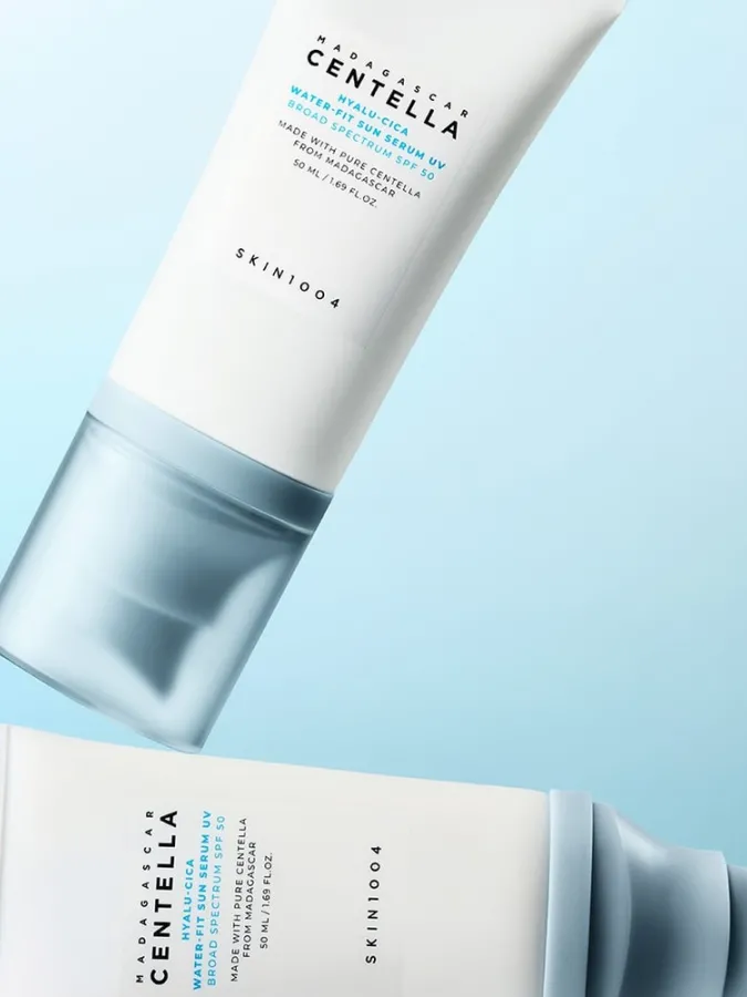 SKIN1004 Madagascar Centella Hyalu-Cica Water-Fit Sun Serum SPF50+ PA++++ 50ml – Αντηλιακό Serum Προσώπου με Centella & Υαλουρονικό Οξύ για Ενυδάτωση, Καταπράυνση & Λάμψη SKIN1004 Madagascar Centella Hyalu-Cica Water-Fit Sun Serum SPF50+ PA++++ 50ml – Αντηλιακό Serum Προσώπου με Centella & Υαλουρονικό Οξύ για Ενυδάτωση, Καταπράυνση & Λάμψη